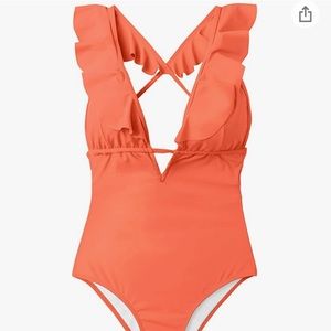 New Cupshe Deep V Neck Bathing Suit Ruffle Trim Adjustable Straps. Orig. $32